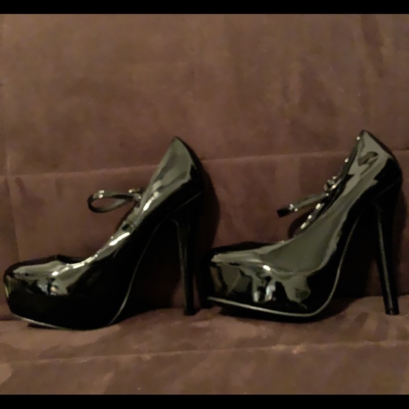 Glaze size 8 black heels - Picture 2 of 6